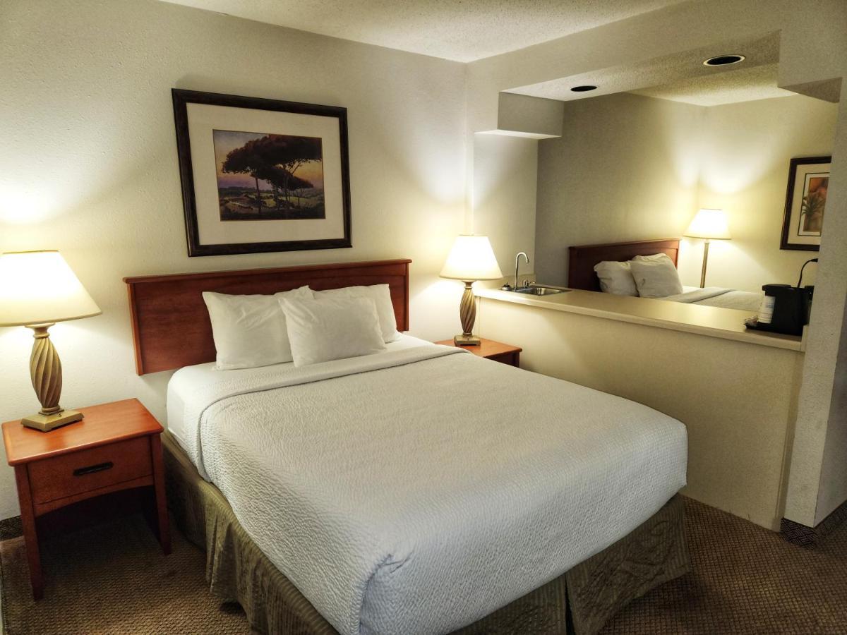 La Quinta By Wyndham Appleton College Avenue Hotel Bagian luar foto