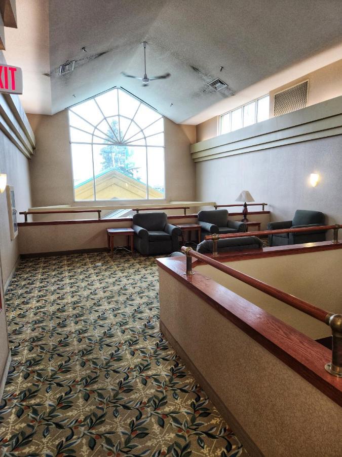 La Quinta By Wyndham Appleton College Avenue Hotel Bagian luar foto