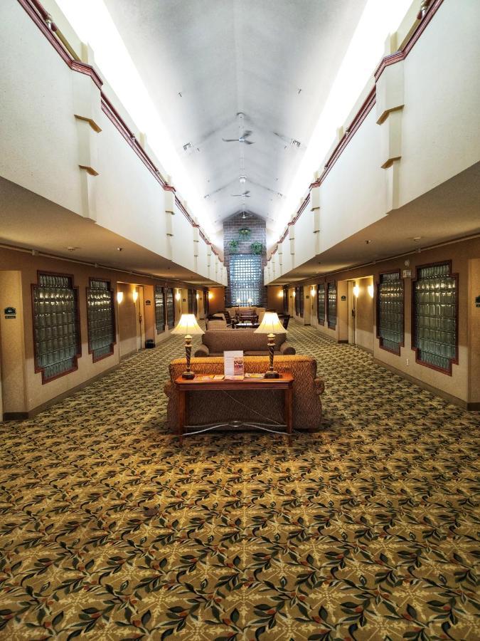La Quinta By Wyndham Appleton College Avenue Hotel Bagian luar foto