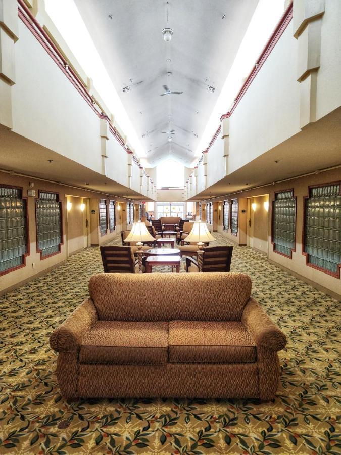 La Quinta By Wyndham Appleton College Avenue Hotel Bagian luar foto