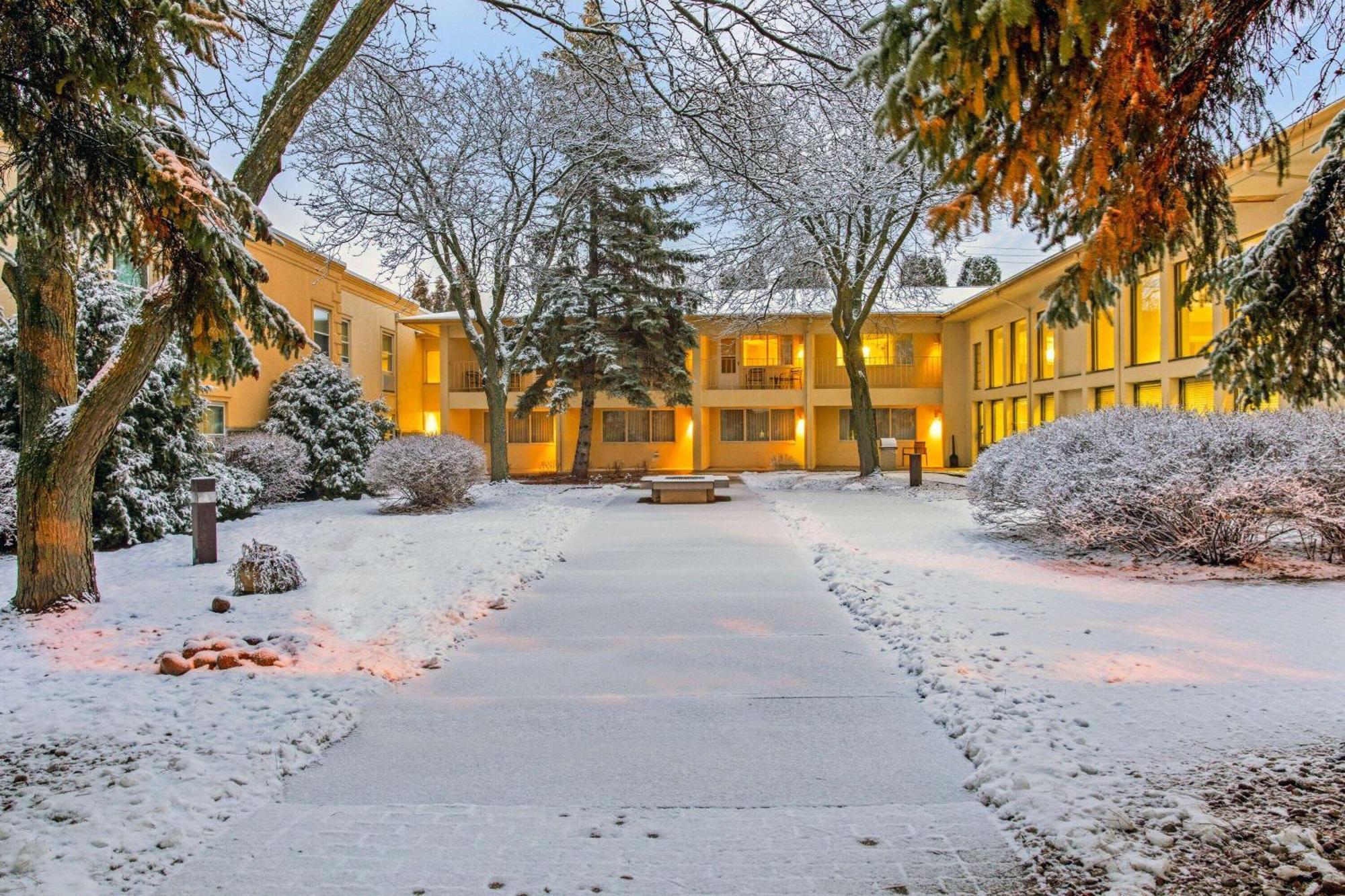 La Quinta By Wyndham Appleton College Avenue Hotel Bagian luar foto
