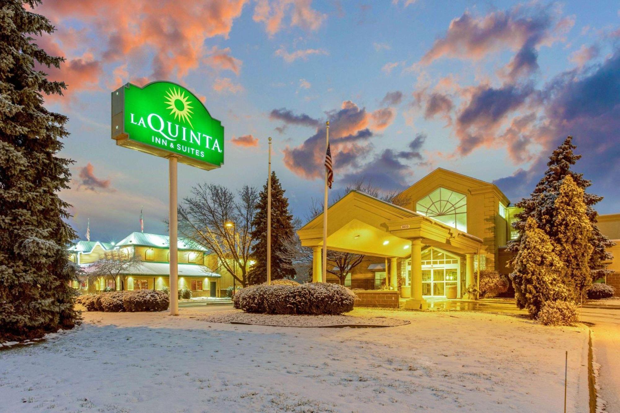La Quinta By Wyndham Appleton College Avenue Hotel Bagian luar foto
